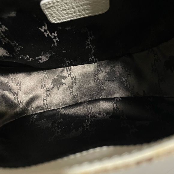 Elegant Brown and White Women's Shoulder Bag - Picture 4 of 6